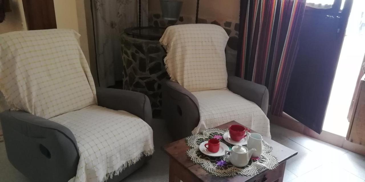 Casa Rural Abuela Maxi Riolobos Luaran gambar